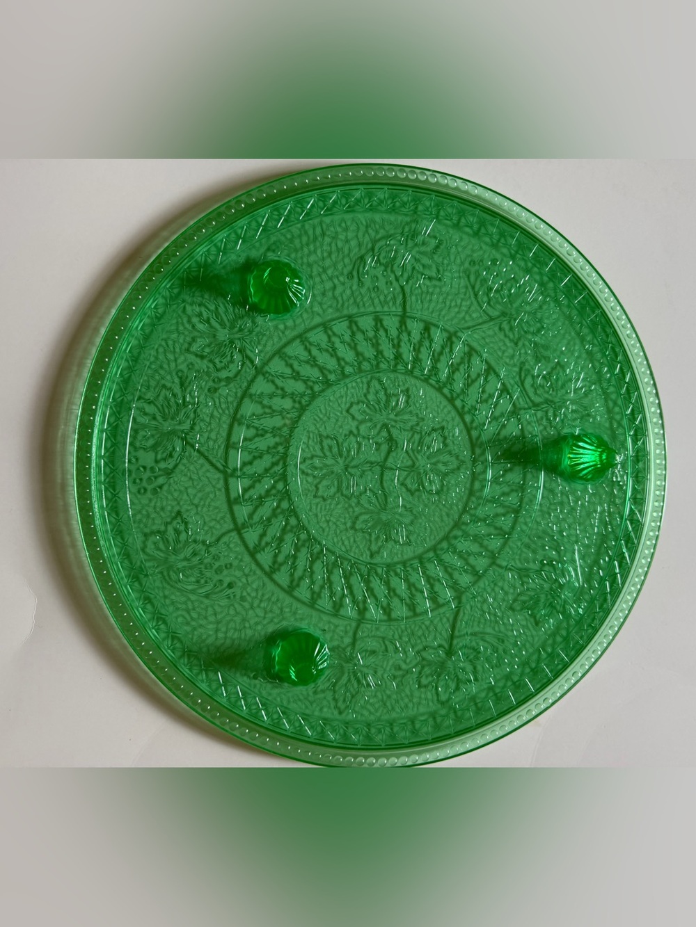 Vaseline Uranium Glass Sunnybrook Green Maple Keaf Footed Cake Plate Crackled